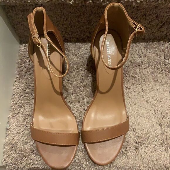 Monica Block Heels - Picture 7 of 8